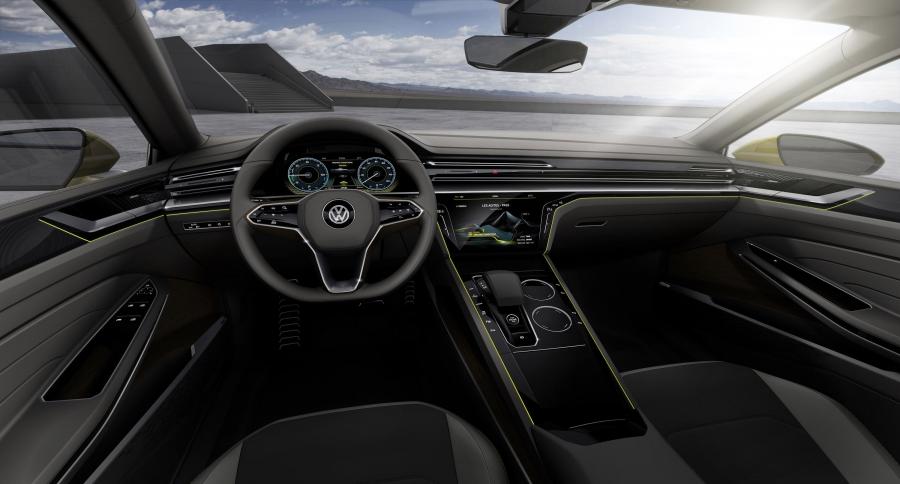 Volkswagen Sport Coupe GTE Concept 2015 года  (фото 7 из 28)